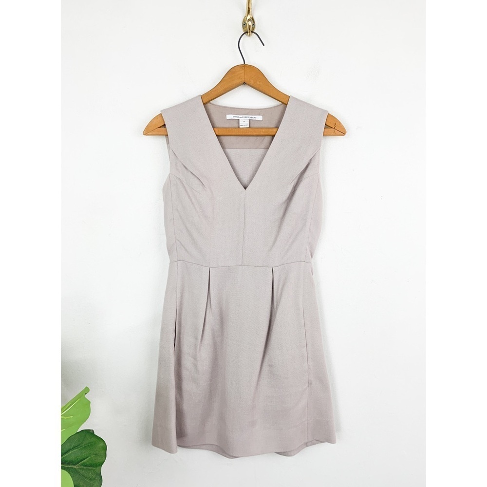 Diane Von Ferstenburg Women’s V-Neck Mini Dress Sz 0